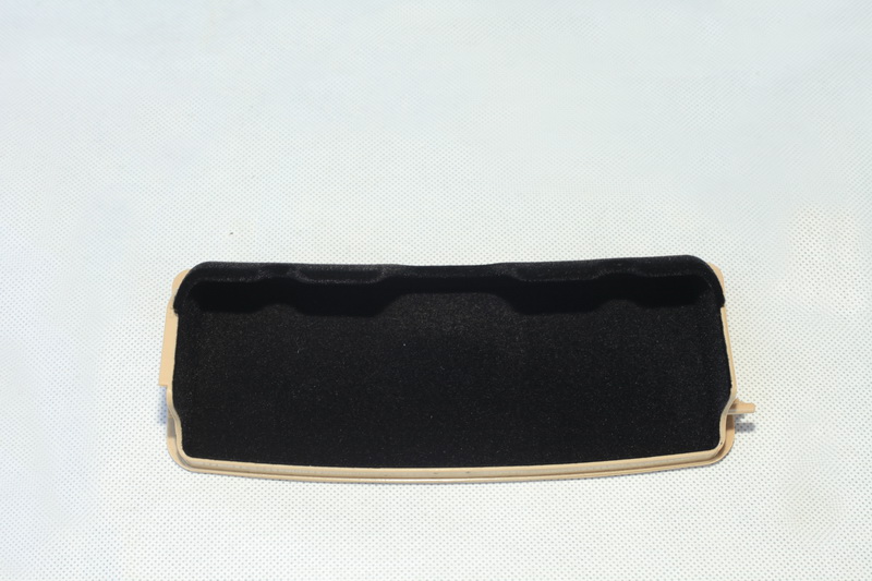 長(zhǎng)城汽車H8眼鏡盒